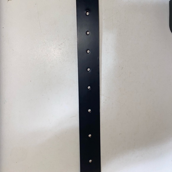 Classic Louis Vuitton Belt - Picture 10 of 12
